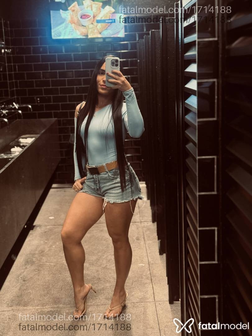 Acompanhante mulher morena (o) de olhos castanhos em Patrocínio - Laila Abreu