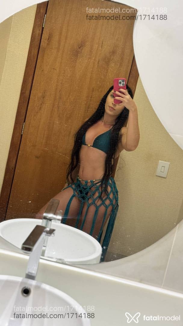 Acompanhante mulher morena (o) de olhos castanhos - Laila Abreu