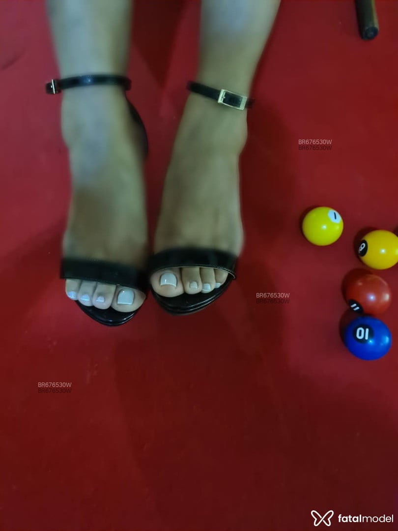 Acompanhante mulher morena (o) de olhos castanhos - Renata Morena