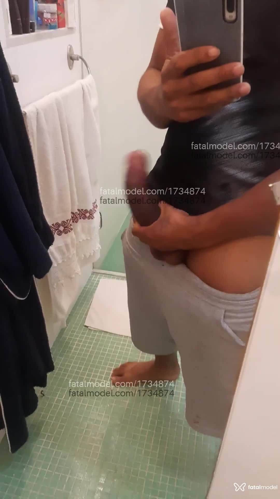 Acompanhante homem morena (o) de olhos pretos em Rio de Janeiro Acompanhante homem morena (o) de olhos pretos em Rio de Janeiro - Lucas