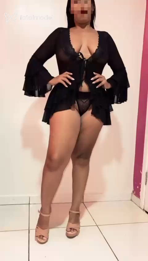 Acompanhante mulher morena (o) de olhos pretos - Brenda Acompanhante mulher morena (o) de olhos pretos - Brenda
