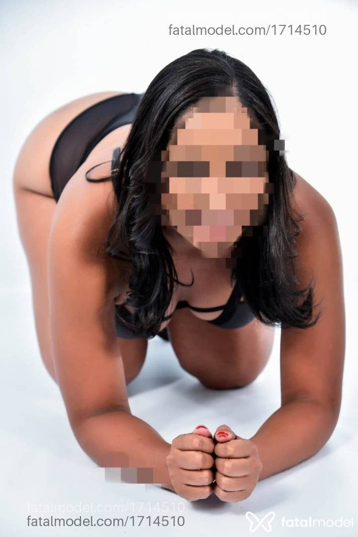 Acompanhante mulher morena (o) de olhos pretos em Ariquemes - Brenda