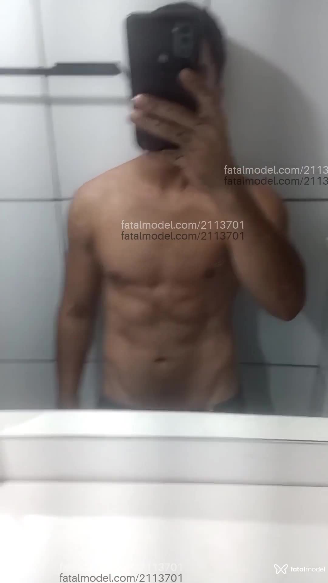 Acompanhante homem morena (o) de olhos pretos em Rio de Janeiro - Jordan