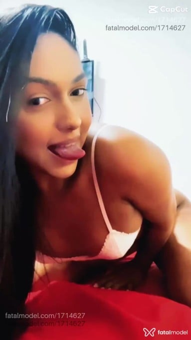 Acompanhante mulher trans morena (o) de olhos pretos em Juazeiro do Norte - Ísis