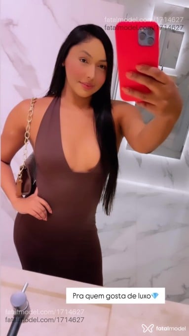 Acompanhante mulher trans morena (o) de olhos pretos em Juazeiro do Norte - Ísis