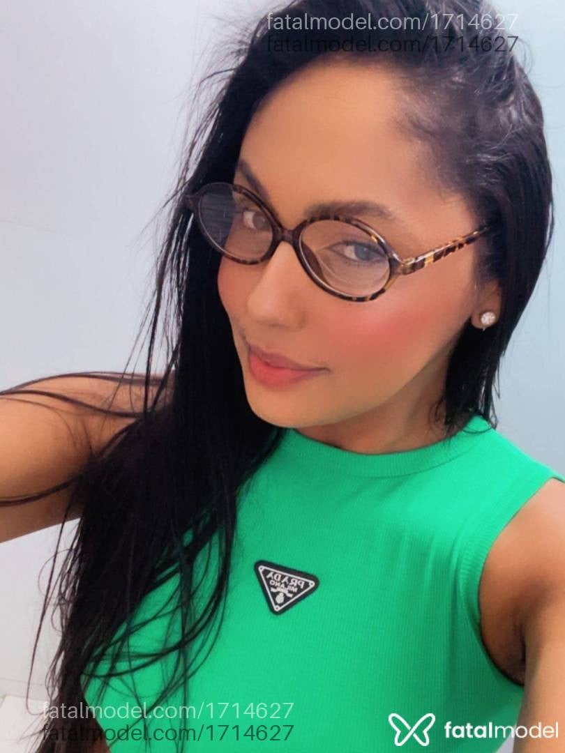 Acompanhante mulher trans morena (o) de olhos pretos em Juazeiro do Norte - Ísis