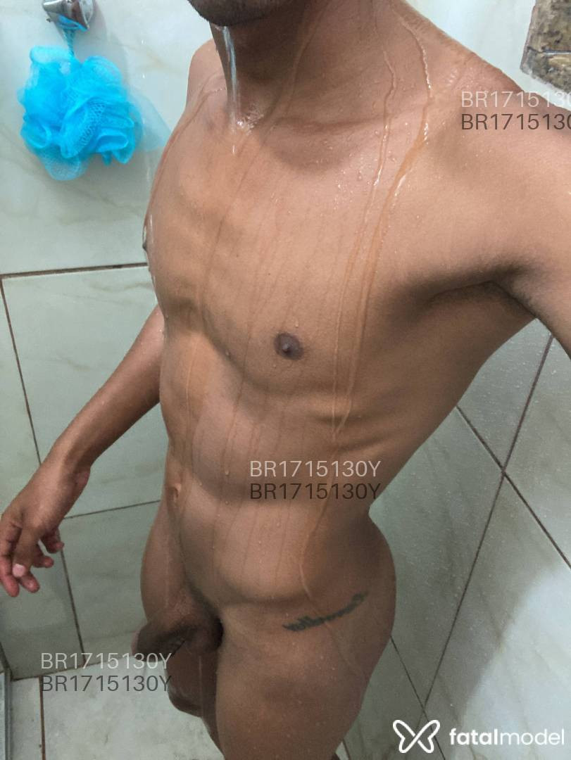 Acompanhante homem morena (o) de olhos mel em Virtual - Carvalho
