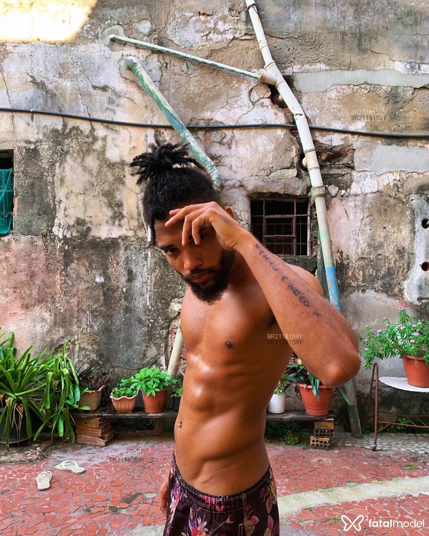 Acompanhante homem morena (o) de olhos castanhos em Rio de Janeiro Acompanhante homem morena (o) de olhos castanhos em Rio de Janeiro - Kauan
