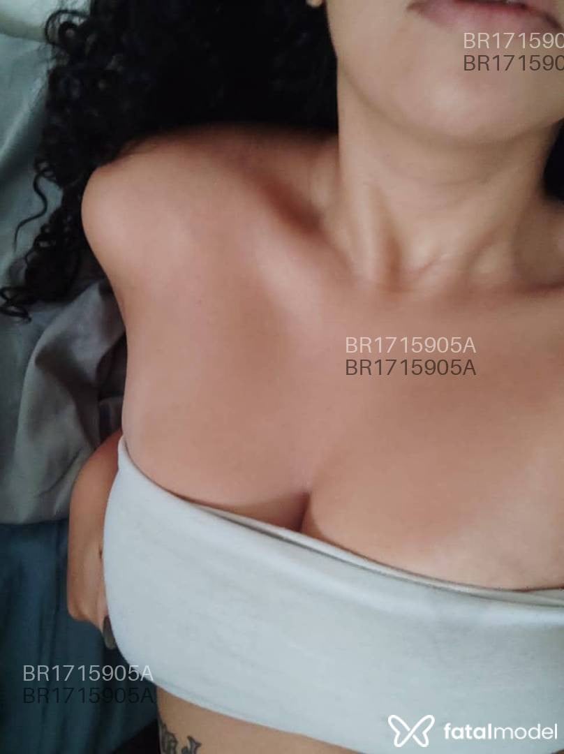 Acompanhante mulher com cabelo castanho de olhos castanhos em São Paulo - Daniela