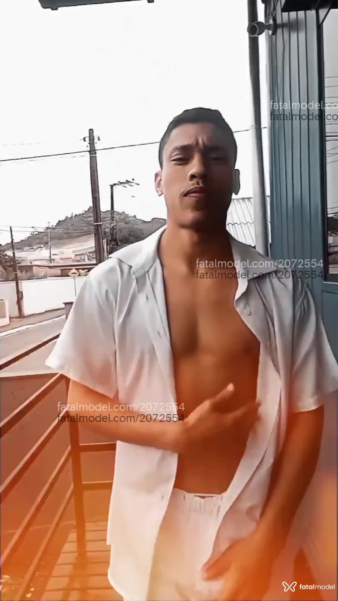 Acompanhante homem morena (o) de olhos verdes - Maycol Douglas Acompanhante homem morena (o) de olhos verdes - Maycol Douglas