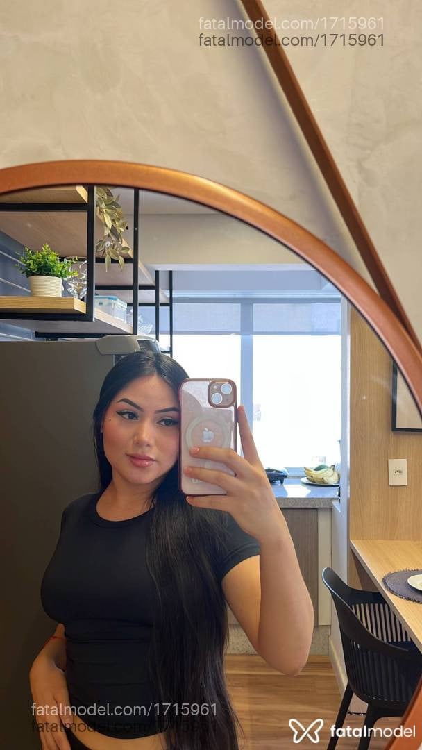 Acompanhante mulher morena (o) de olhos castanhos em Goiânia - Giovana Pellegrini