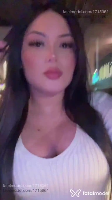 Acompanhante mulher morena (o) de olhos castanhos em Goiânia Acompanhante mulher morena (o) de olhos castanhos em Goiânia - Giovana Pellegrini