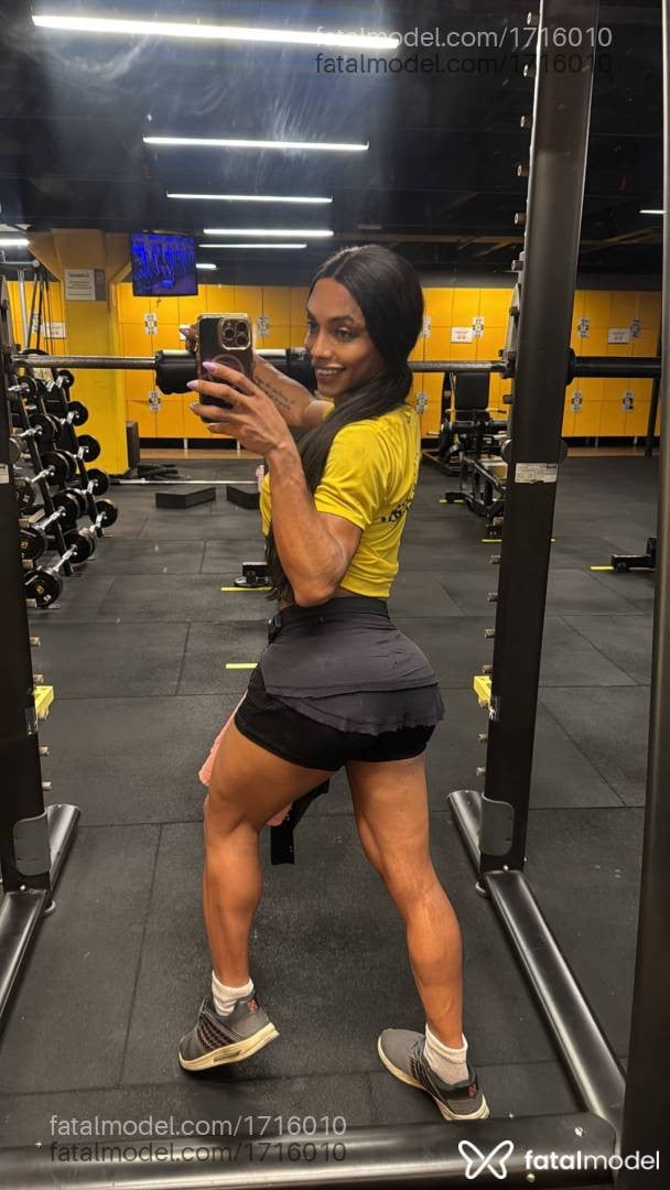 Acompanhante mulher trans morena (o) de olhos castanhos em Curitiba Acompanhante mulher trans morena (o) de olhos castanhos em Curitiba - Vanessa Silva