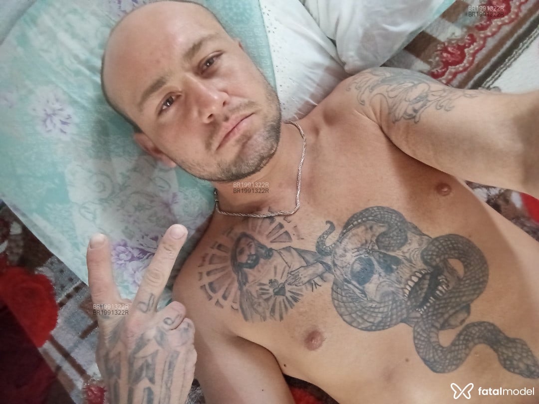 Acompanhante homem com cabelo castanho de olhos castanhos em Balneário Camboriú - Frank
