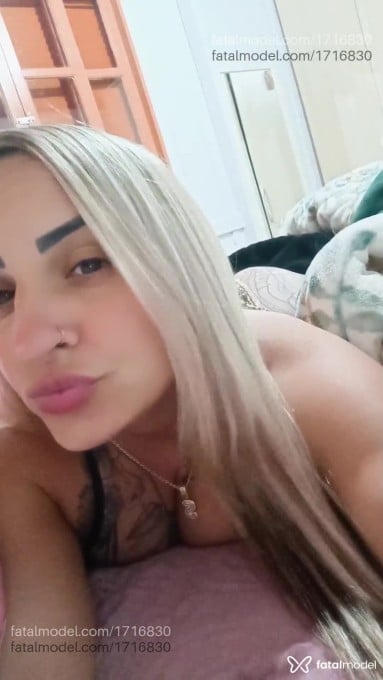 Acompanhante mulher com cabelo castanho de olhos castanhos em São José - Skarlety