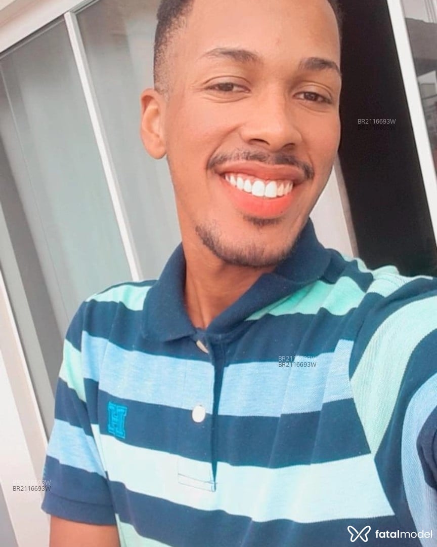 Acompanhante homem morena (o) de olhos pretos em Brusque Acompanhante homem morena (o) de olhos pretos em Brusque - Breno Caio