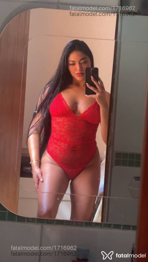Acompanhante mulher morena (o) de olhos mel - Alicia Ferraz