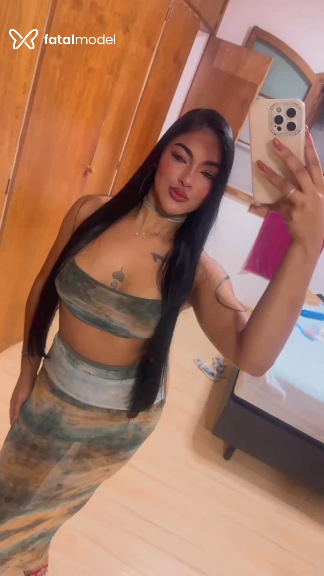 Acompanhante mulher morena (o) de olhos mel em Uberlândia Acompanhante mulher morena (o) de olhos mel em Uberlândia - Alicia Ferraz