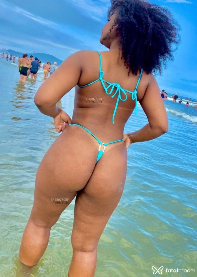 Acompanhante mulher com cabelo castanho de olhos mel em São Paulo - Dany Bortolossi
