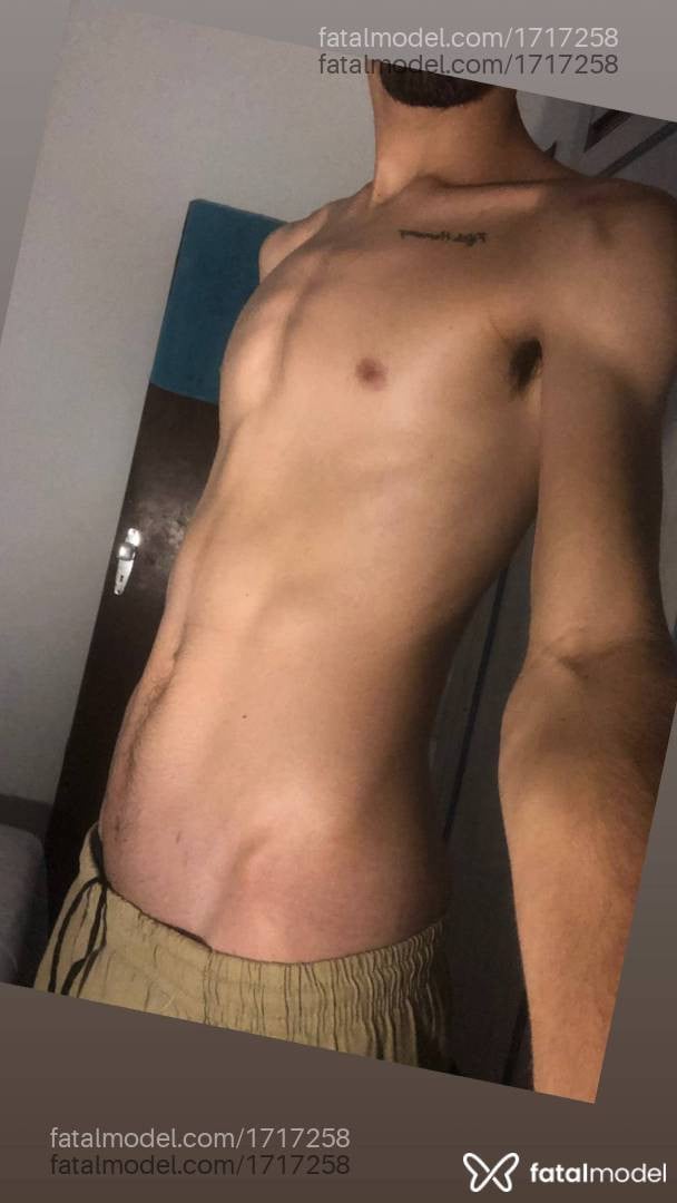 Acompanhante homem com cabelo castanho de olhos castanhos - Gabriel Allencar