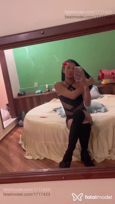 Acompanhante mulher trans morena (o) de olhos castanhos em São João Del Rei - Victoria Campello