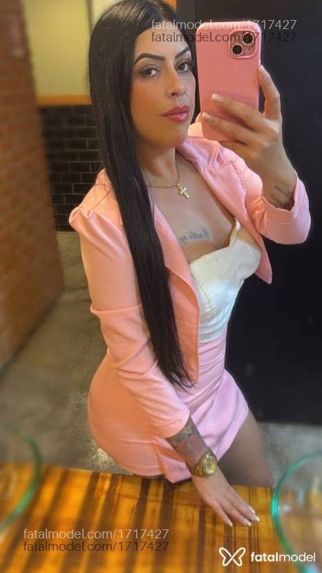 Acompanhante mulher morena (o) de olhos castanhos - Ingrid Yasmin