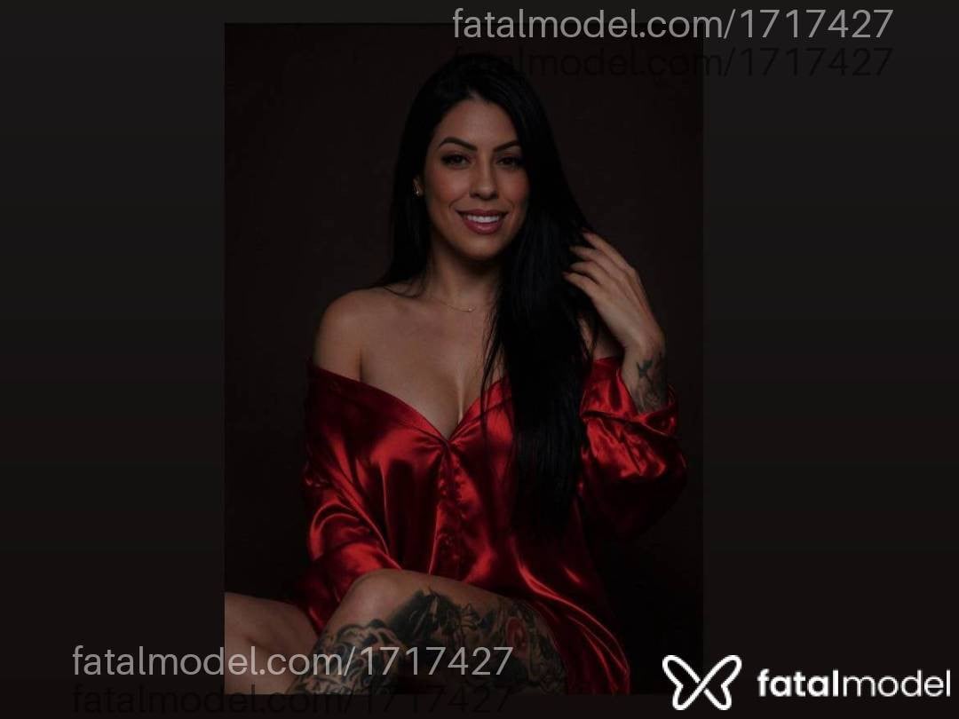Acompanhante mulher morena (o) de olhos castanhos - Ingrid Yasmin