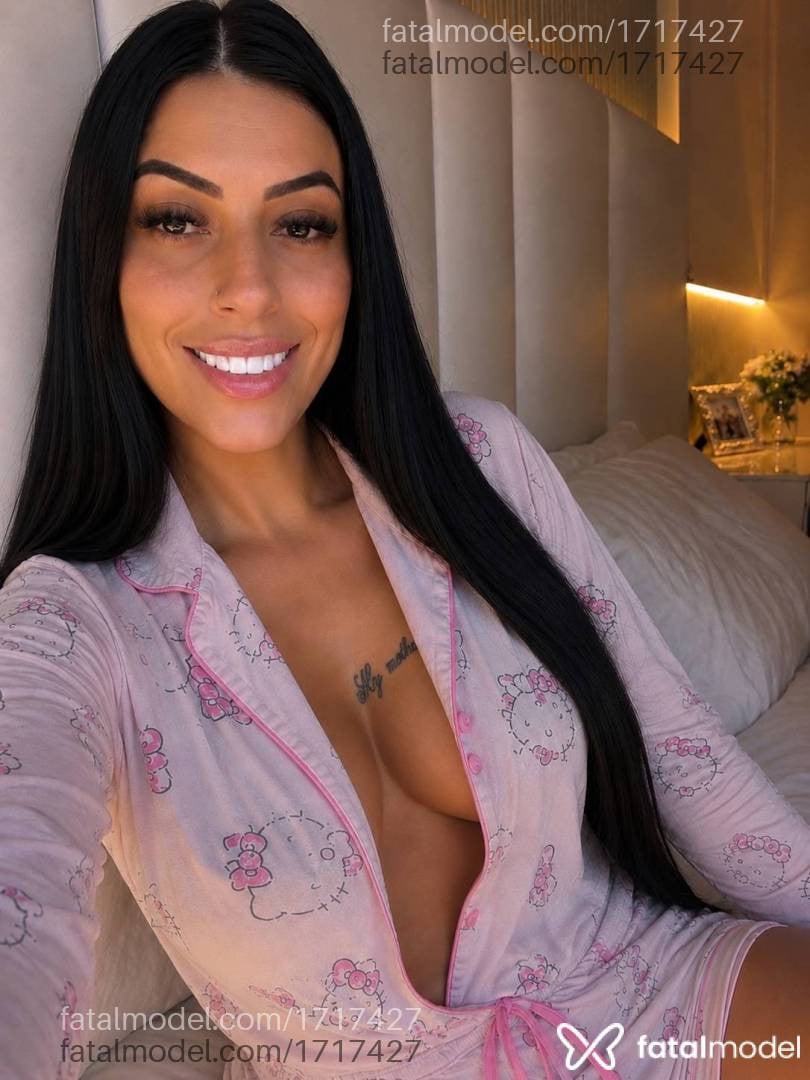 Acompanhante mulher morena (o) de olhos castanhos - Ingrid Yasmin