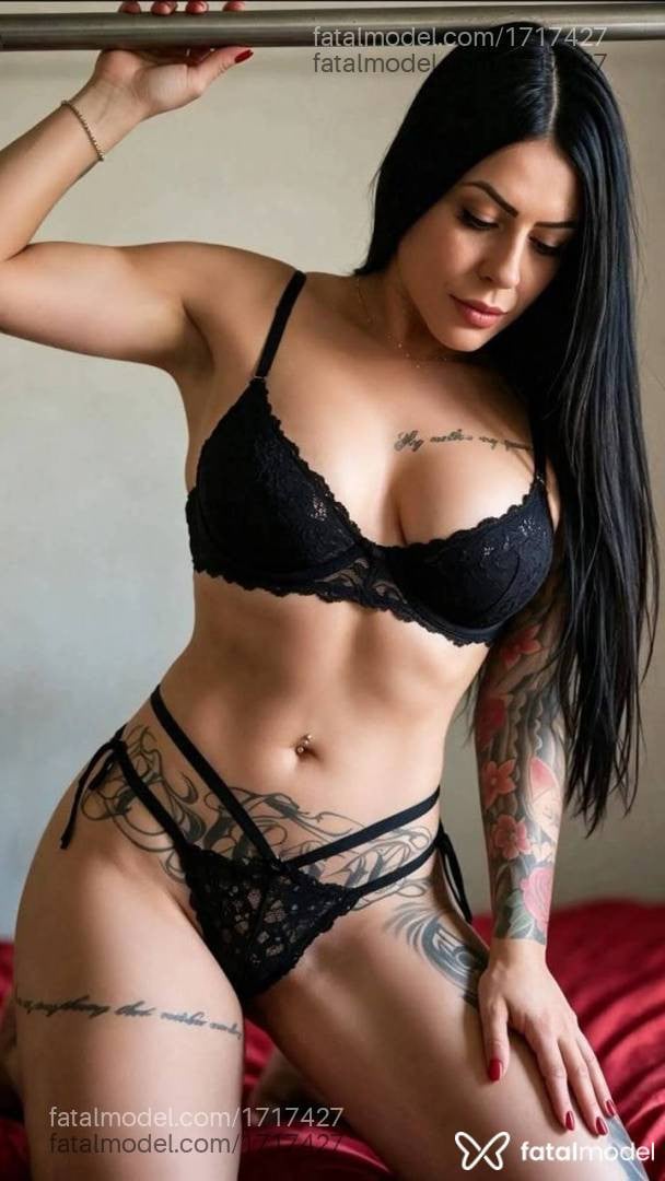 Acompanhante mulher morena (o) de olhos castanhos - Ingrid Yasmin