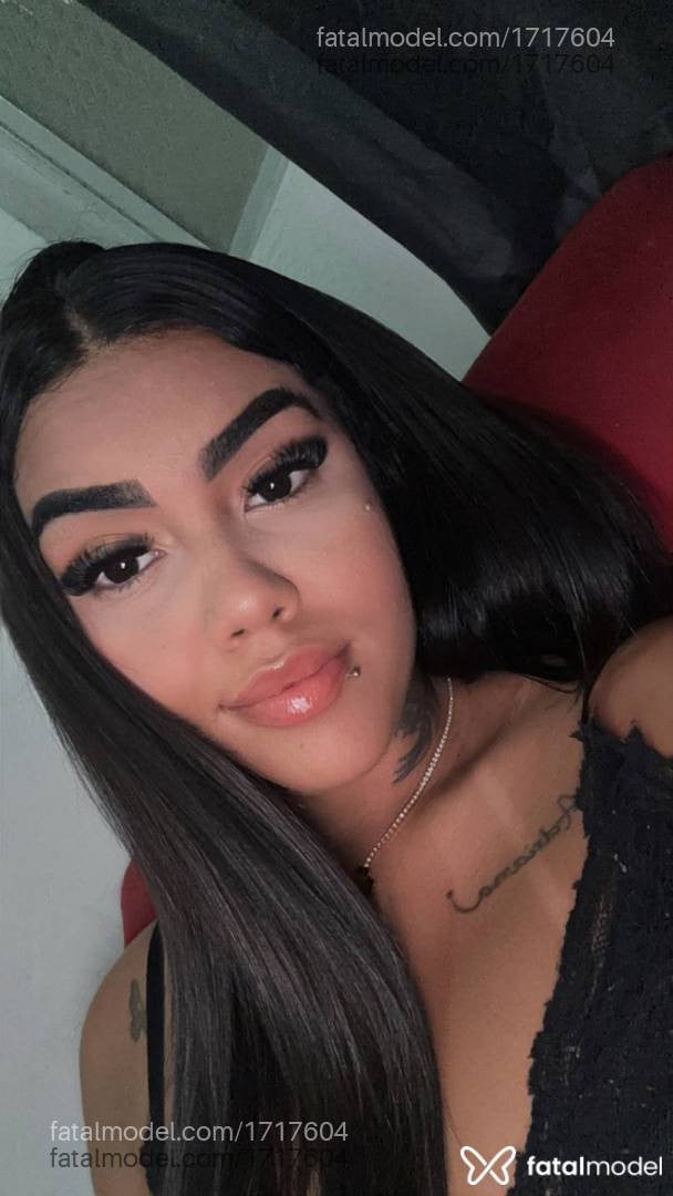 Acompanhante mulher morena (o) de olhos pretos em Juiz de Fora - Nina