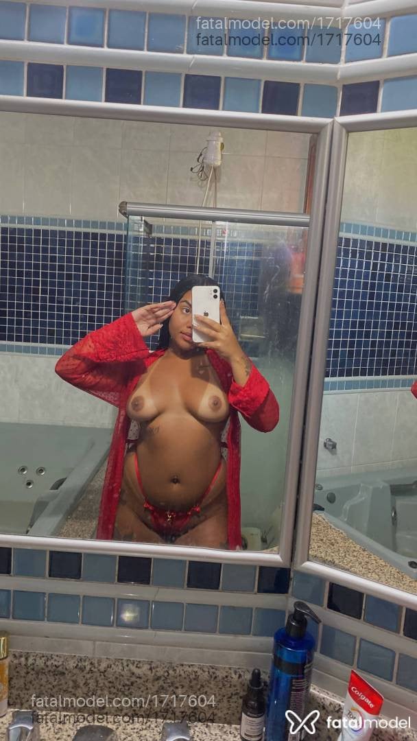 Acompanhante mulher morena (o) de olhos pretos em Juiz de Fora - Nina