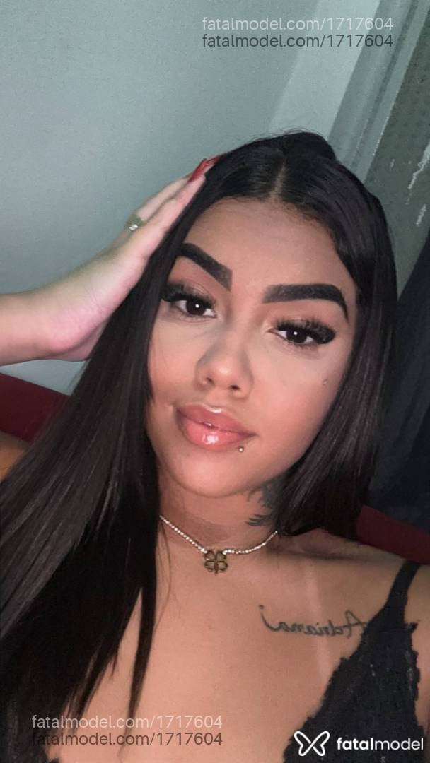 Acompanhante mulher morena (o) de olhos pretos em Juiz de Fora - Nina