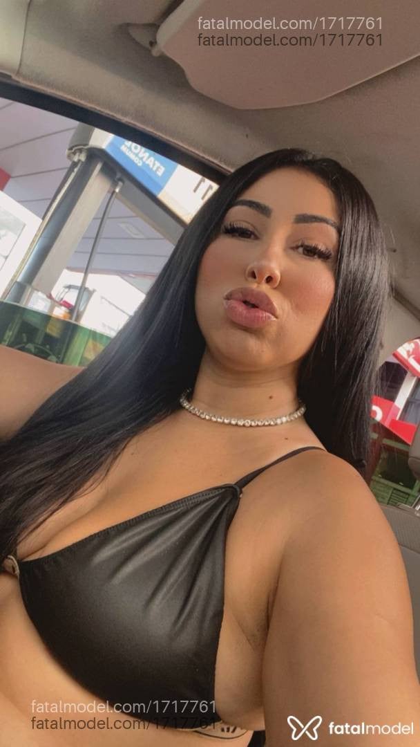 Acompanhante mulher morena (o) de olhos castanhos - Bruna Miranda