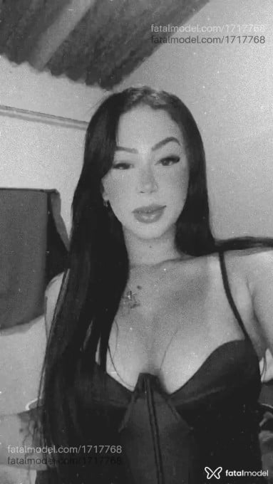 Acompanhante mulher morena (o) de olhos mel em Blumenau - Júlia