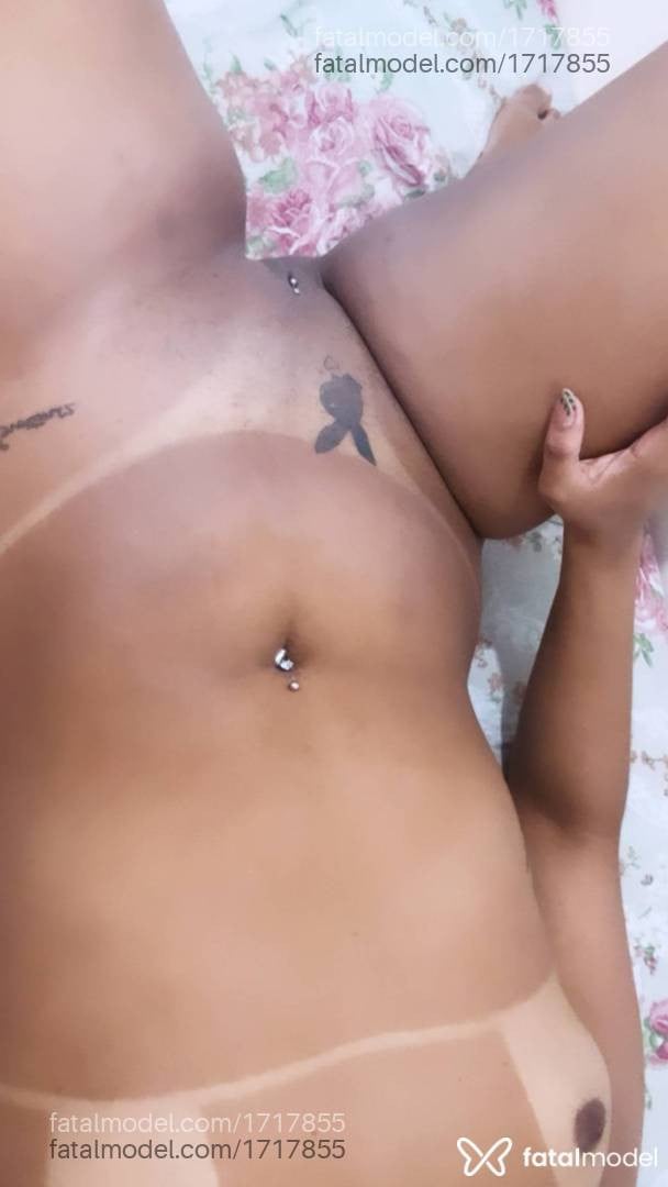 Acompanhante mulher morena (o) de olhos pretos - Imisaj