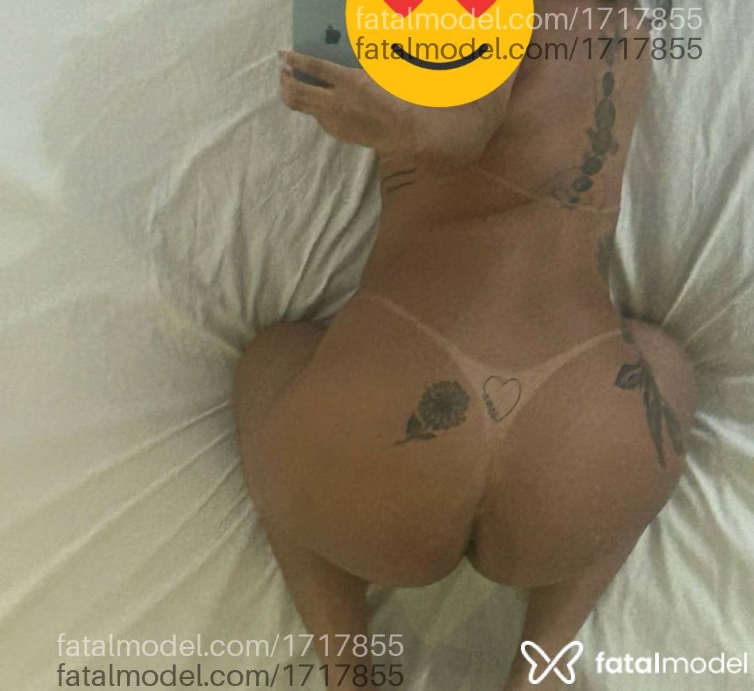 Acompanhante mulher morena (o) de olhos pretos - Imisaj