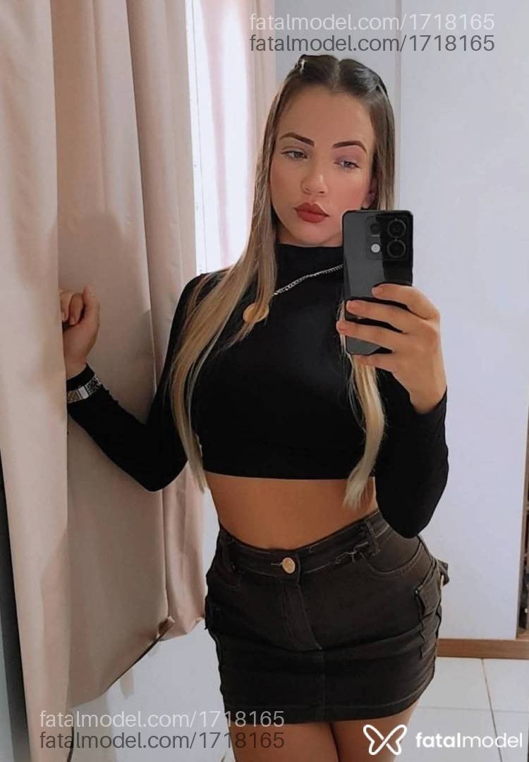 Acompanhante mulher loira (o) de olhos azuis em Sarandi - Yasmin