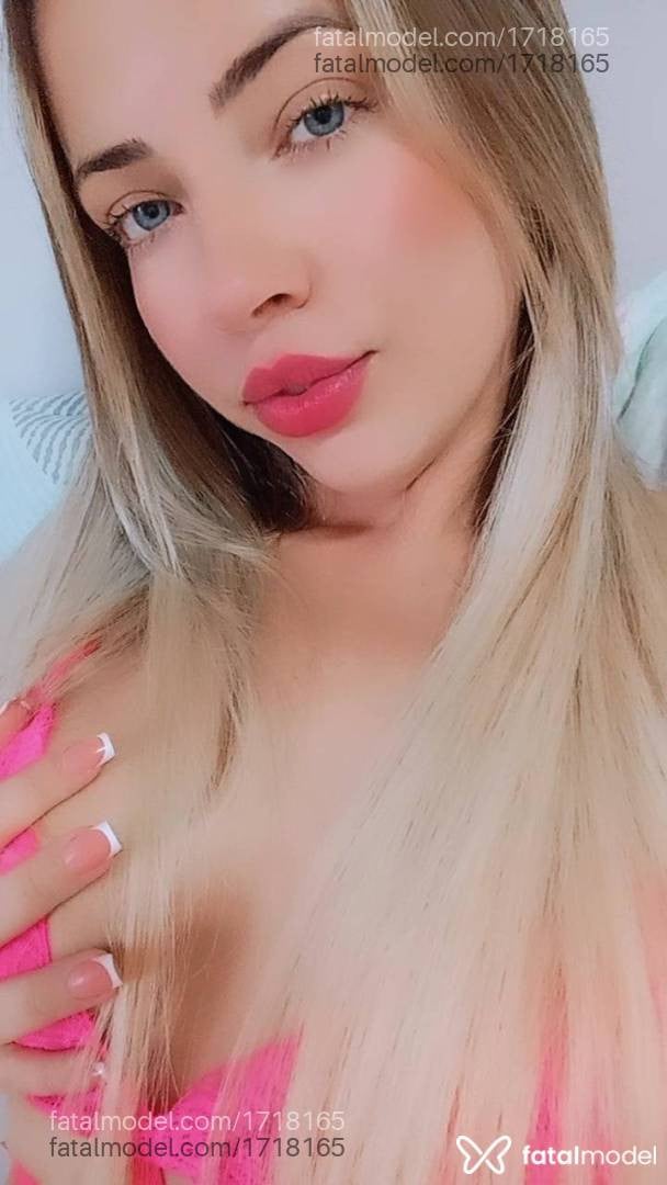 Acompanhante mulher loira (o) de olhos azuis - Yasmin