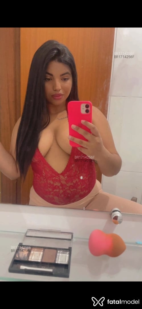 Acompanhante mulher morena (o) de olhos pretos - Jéssica Ribeiro Acompanhante mulher morena (o) de olhos pretos - Jéssica Ribeiro