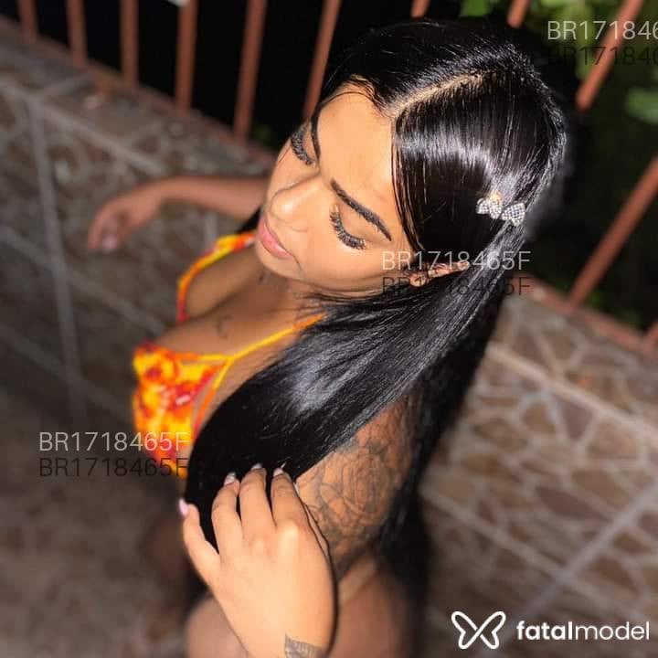 Acompanhante mulher morena (o) de olhos castanhos em Macaé - Juju folly