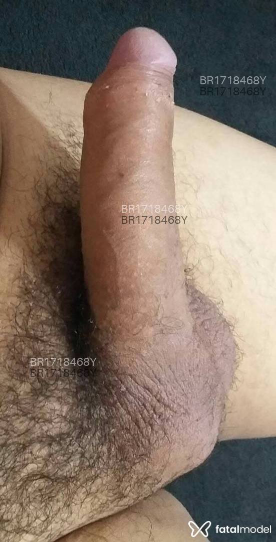 Acompanhante homem morena (o) de olhos castanhos - Ariano Acompanhante homem morena (o) de olhos castanhos - Ariano