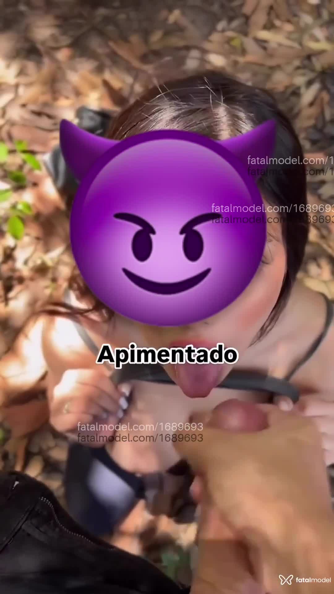 Acompanhante homem morena (o) de olhos castanhos - Apimentado