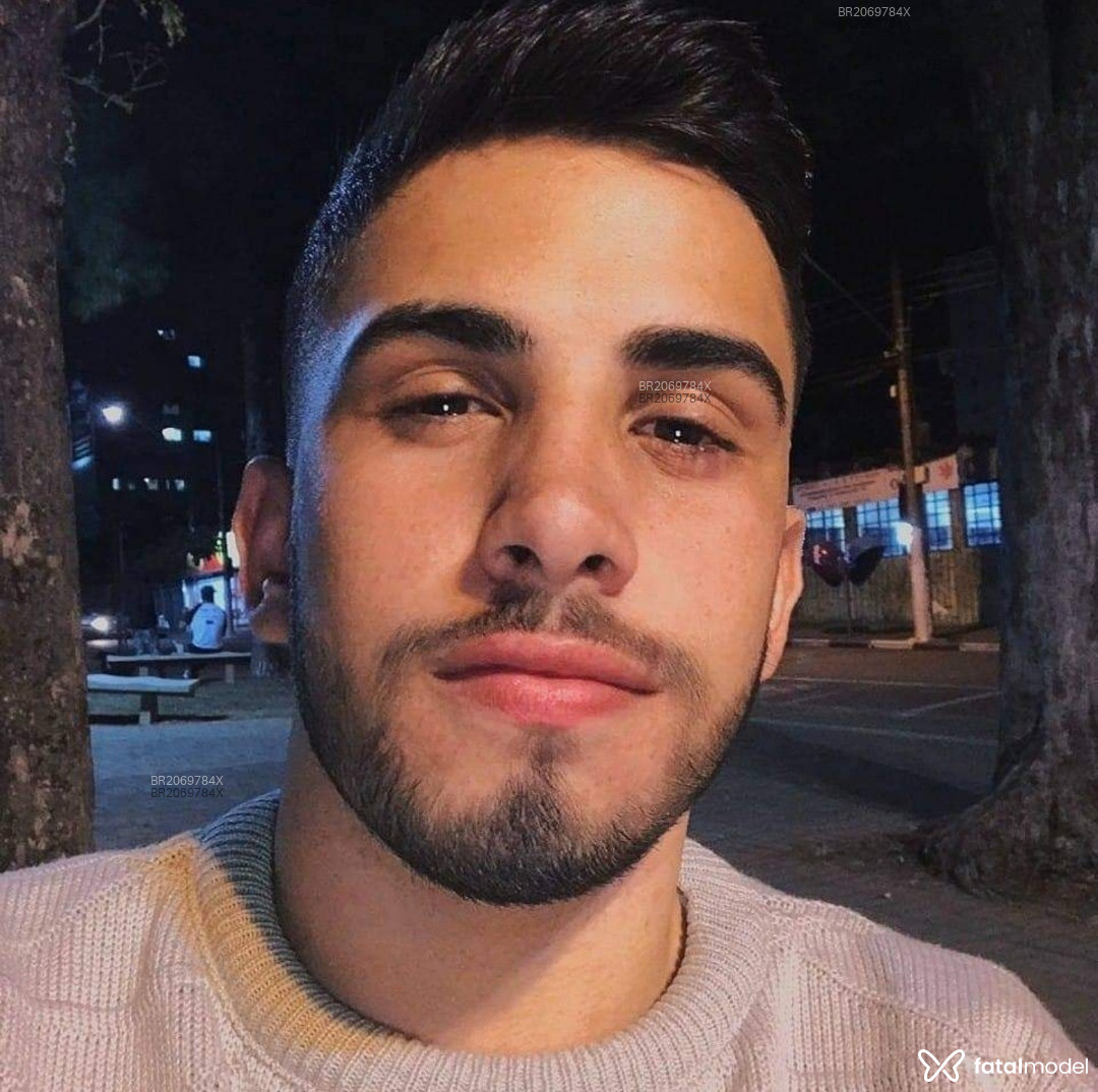 Acompanhante homem morena (o) de olhos pretos em Virtual - Thiago
