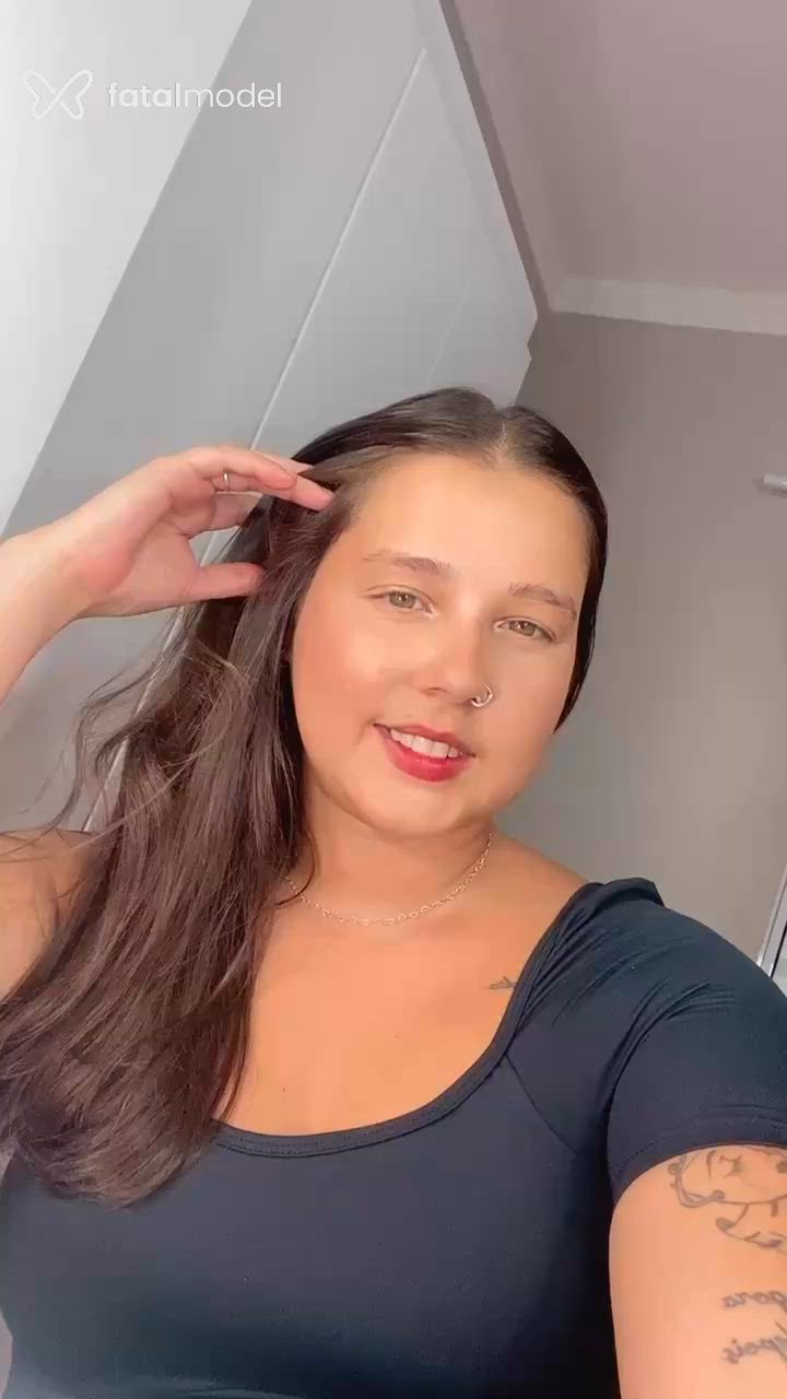 Acompanhante mulher com cabelo castanho de olhos verdes em Itapetininga - Sofia Andrade