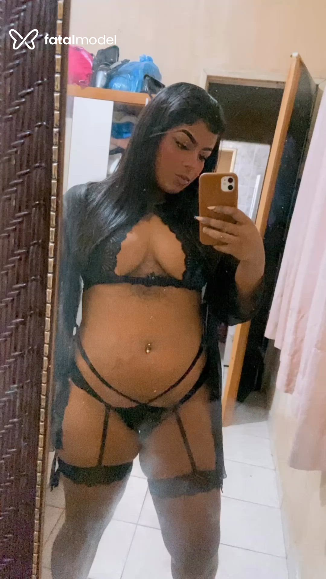 Acompanhante mulher morena (o) de olhos castanhos em Rio de Janeiro Acompanhante mulher morena (o) de olhos castanhos em Rio de Janeiro - Anna carolyne