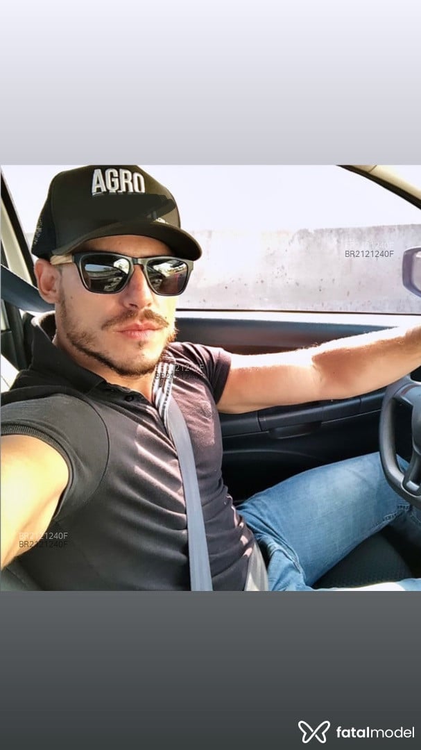 Acompanhante homem com cabelo castanho de olhos pretos em Rio de Janeiro - Gael Magal