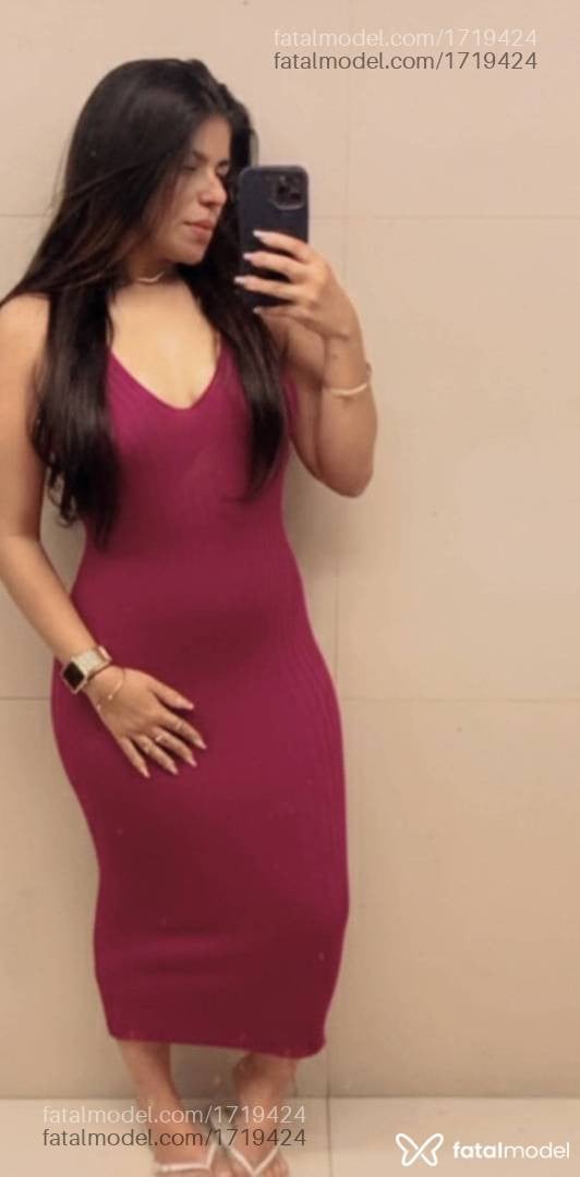 Acompanhante mulher com cabelo castanho de olhos castanhos - Alice Gusmão