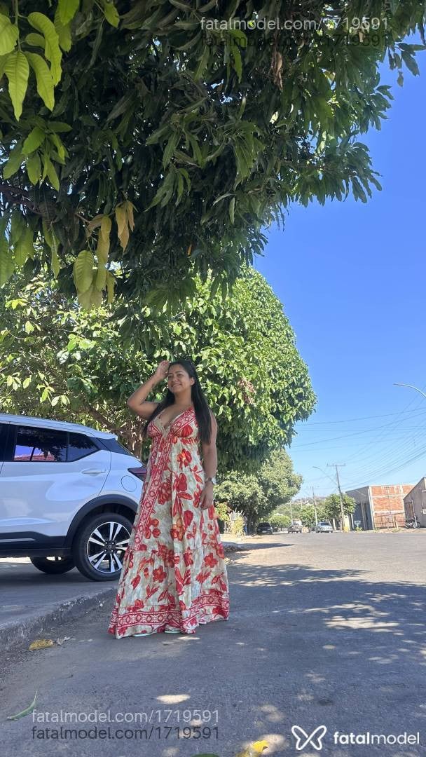 Acompanhante mulher morena (o) de olhos pretos - Kiara Angel