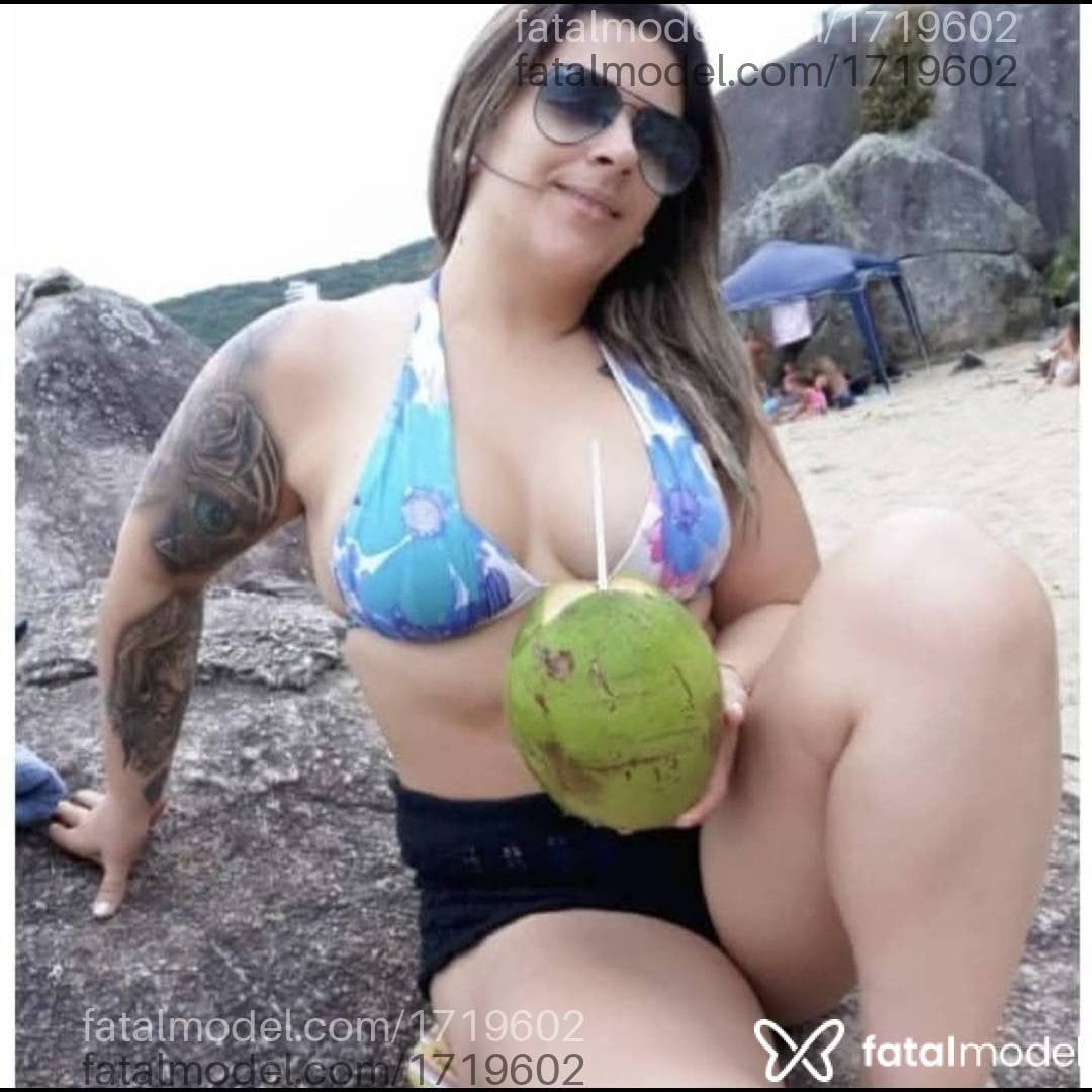 Acompanhante mulher loira (o) de olhos verdes - Flávia