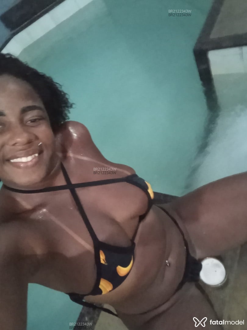 Acompanhante mulher com cabelo castanho de olhos castanhos - Sandra